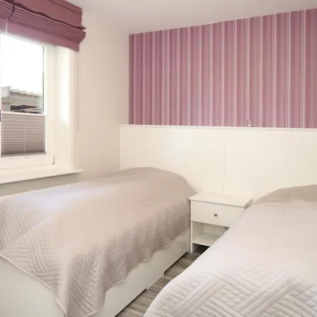 Wiesenweg 9, Whg 1 Appartement *